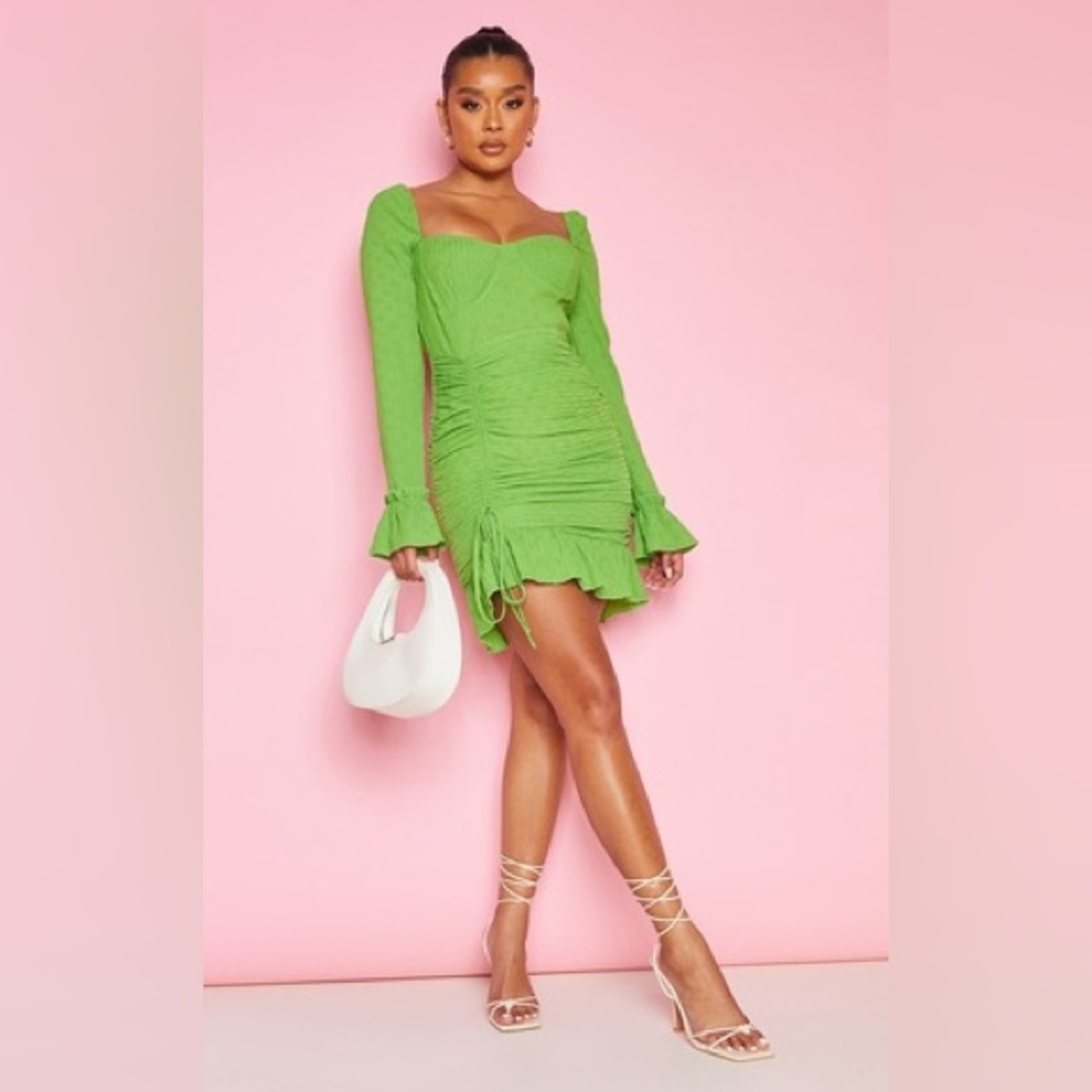 Pretty little thing Green Textured Long Sleeve Ruched Bodycon Dress